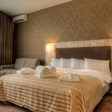 Bon Aparthotel 4*