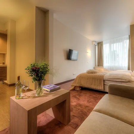 Bon 아파트호텔 4*