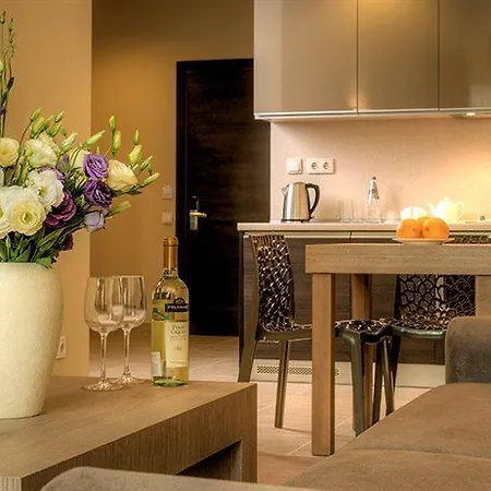 Bon Aparthotel
