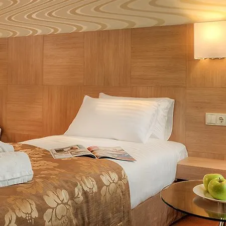 Bon Aparthotel 4*