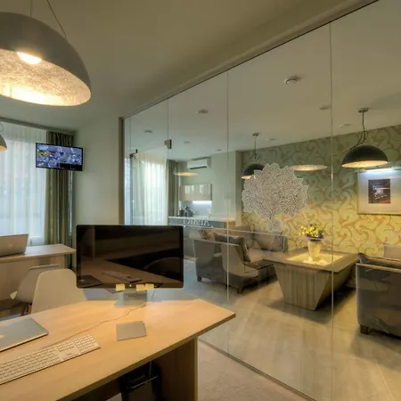 Bon Aparthotel