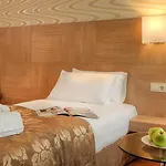 Bon Aparthotel 4*