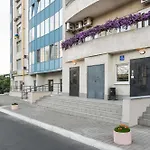 Bon Aparthotel